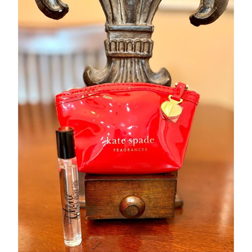 KATE SPADE FRAGRANCES - Cherie Fragrance Set, Lipstick Case + 7.5 ml Travel Size